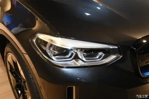 宝马的天使眼在我看来有着很高的辨识度