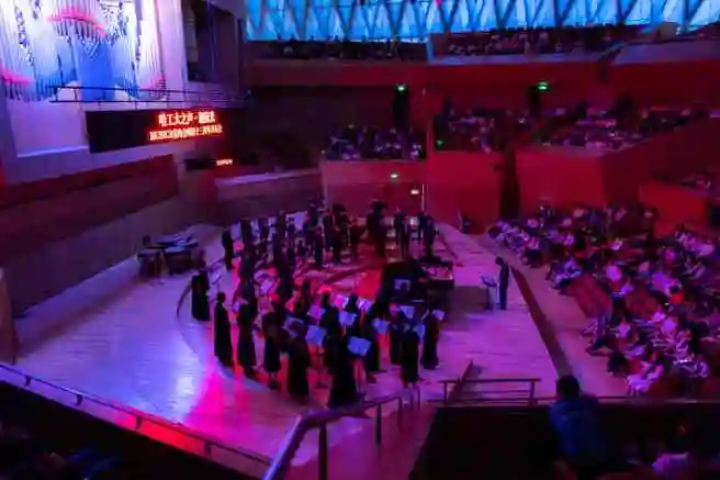 6月10日晚19:00,一场音乐盛宴在哈尔滨音乐厅拉开帷幕.