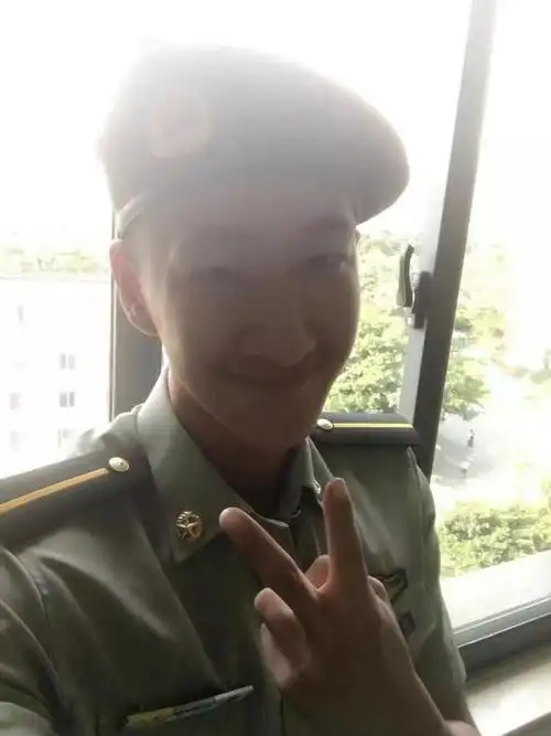 救火英雄刘代旭老师眼中的骄傲排球场上的阳光少年