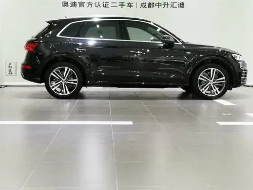 【成都】2019年02月 奥迪 奥迪q5l 2018款 45 tfsi 尊享运动型 自动档