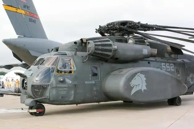 重型巨兽mh53e海龙seadragon直升机