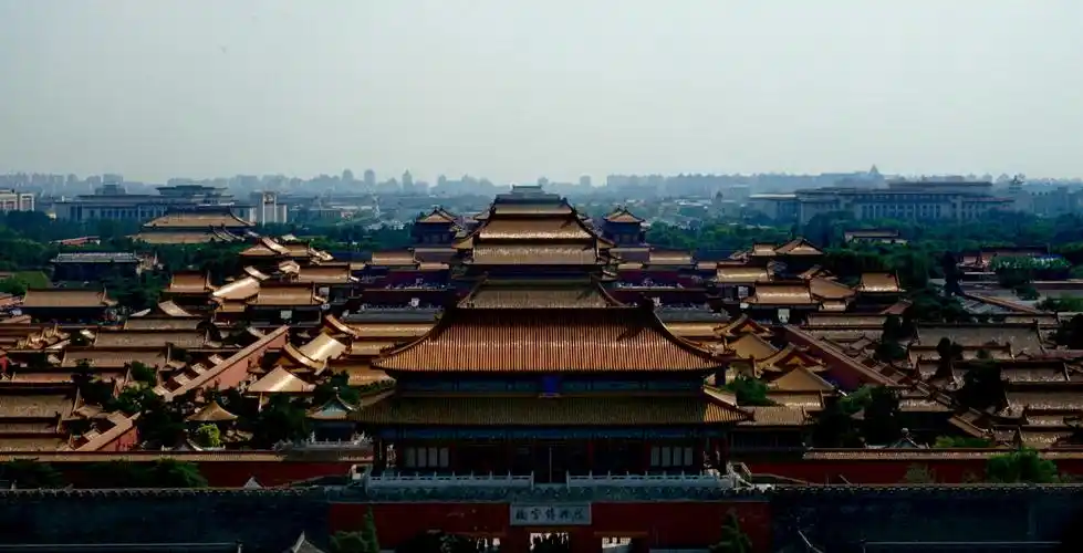 几百年前的紫荆城,几百年后的北平景.这里的故事,完不了