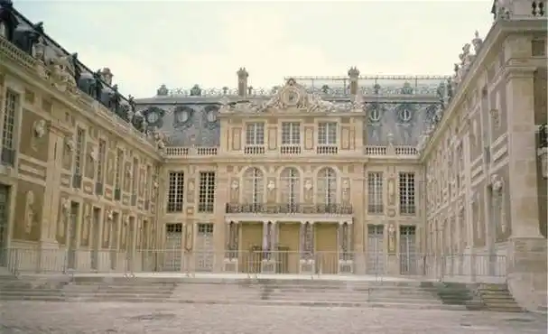 世界五大宫殿,谁才是天下第一宫_白宫_建筑群_风格