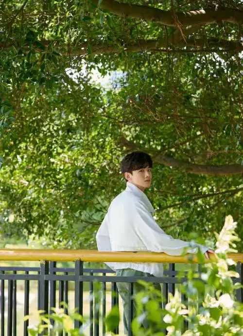 白敬亭新川日常##白敬亭尹峥