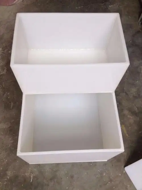 pp板材硬塑料板pe聚丙烯板尼龙板加工冲床耐磨垫片水箱板定制加工03米