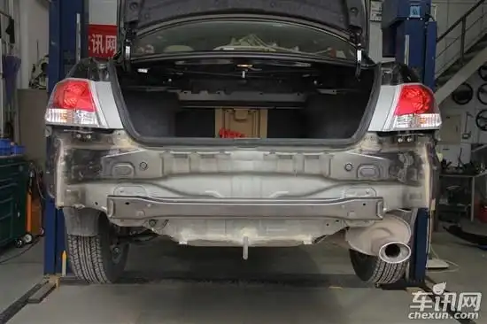汽车后保险杠位置图示 后保险杠位置