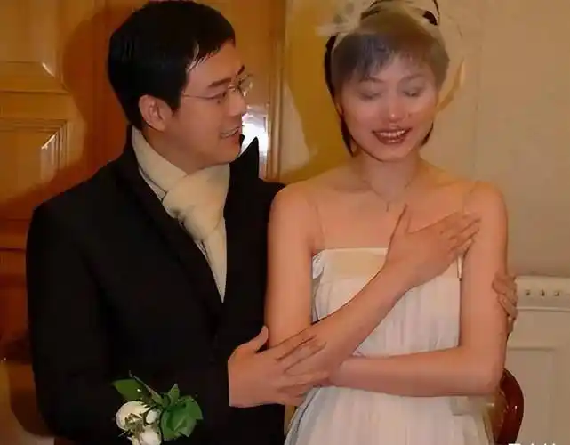 演员张延:嫁大5岁香港丈夫,婚后生一女,如今女儿比她还漂亮_张锦_工作