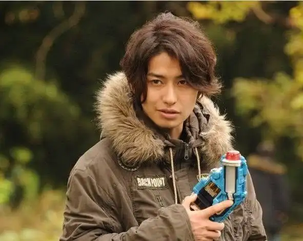 假面骑士build:咪碳为何最后的选择是红爹而不是战兔?原来如此