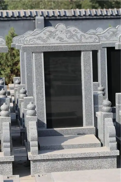 老人和孩子的墓地买在一起好吗 谢谢