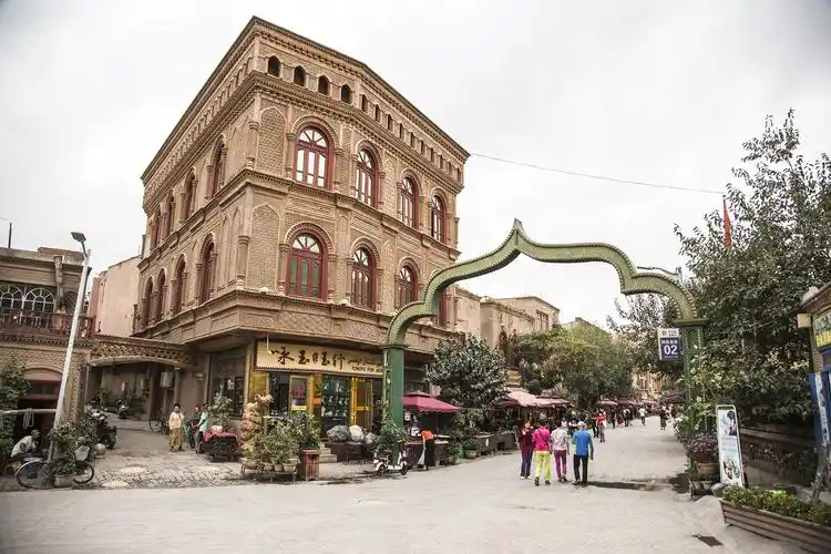 喀什老城区,街道多如迷宫,都是浓郁的西域风情