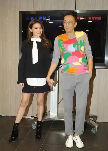 【视频】周秀娜与郑丹瑞拍亲热戏 对导演完全信任没尺度