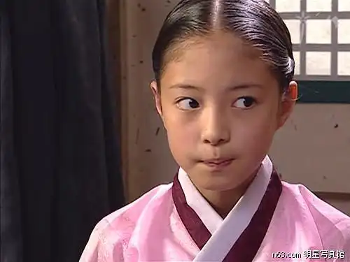 李世英写真- 女老师vs女学生>主角.