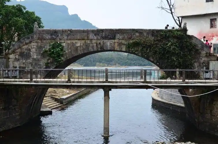 青石板,老房子, 老的手工作坊, 来到广西古镇仿佛回到古代!