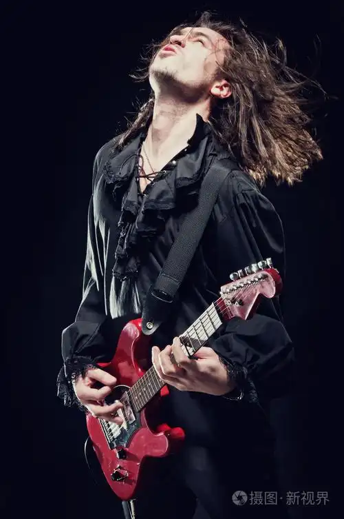 摇滚明星演奏音乐会