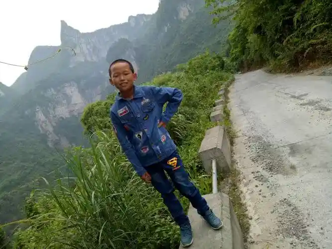 【帅男秀场】左得来13岁狮子座学生