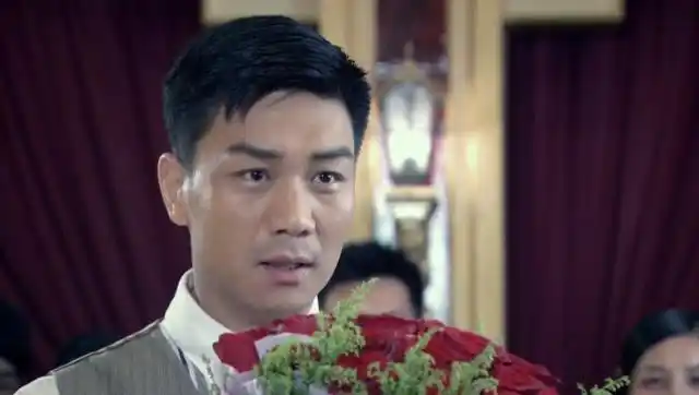 东方侠客:张家祥要送给陈若云一束花,希望她能收下