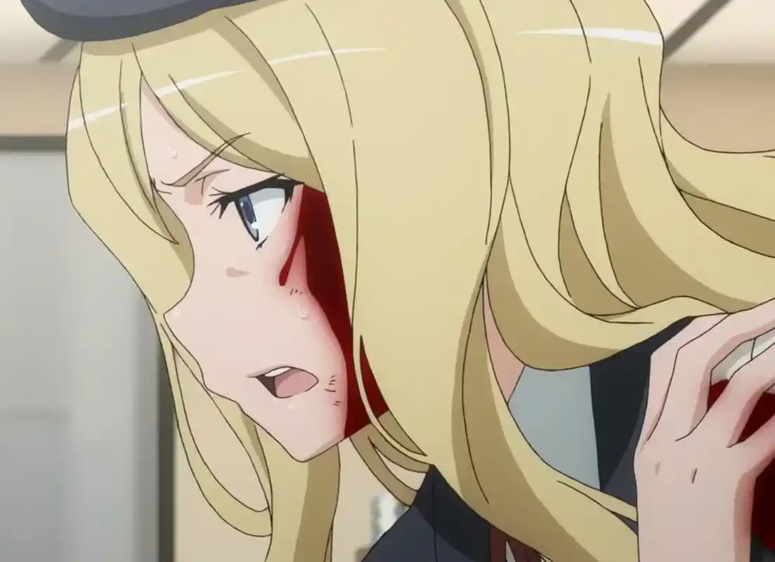 芙兰达苦战上演帅气反击