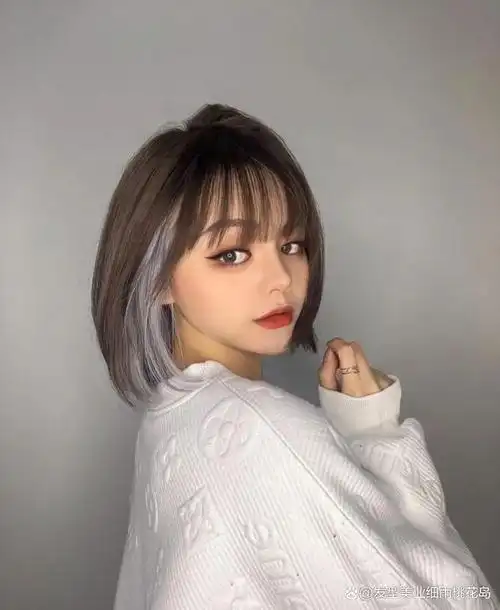 新潮挂耳染短发