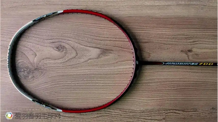 羽毛球拍品牌排行十大经典暴力羽毛球拍喜欢杀球的必看