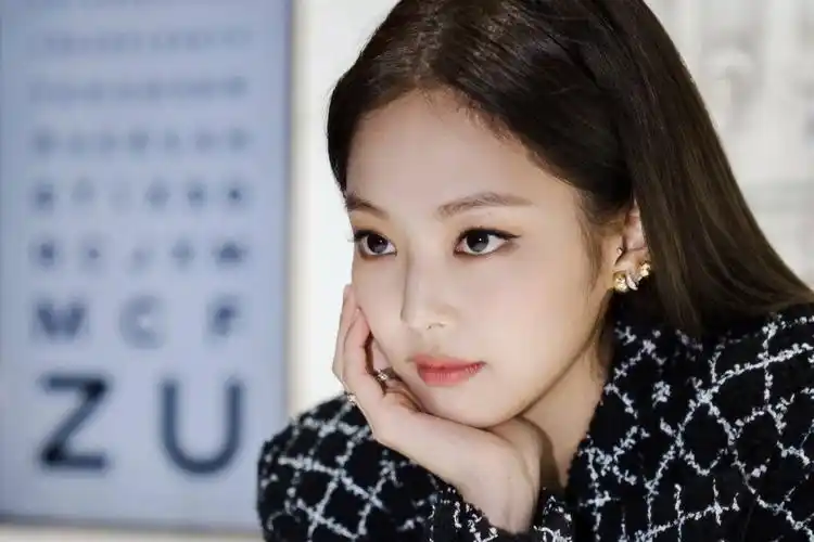 jennie kim(金珍妮)78 - 堆糖,美图壁纸兴趣社区