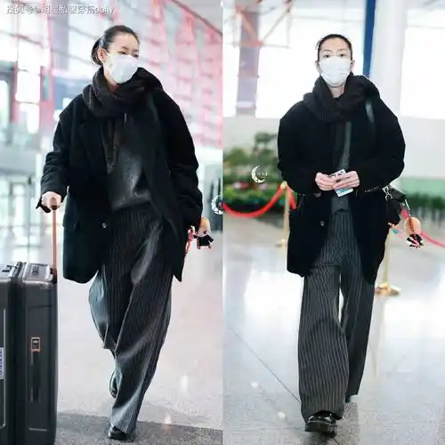 一,基础色系的搭配,黑白灰配色不会出错一起来看看刘雯最近的3套穿搭