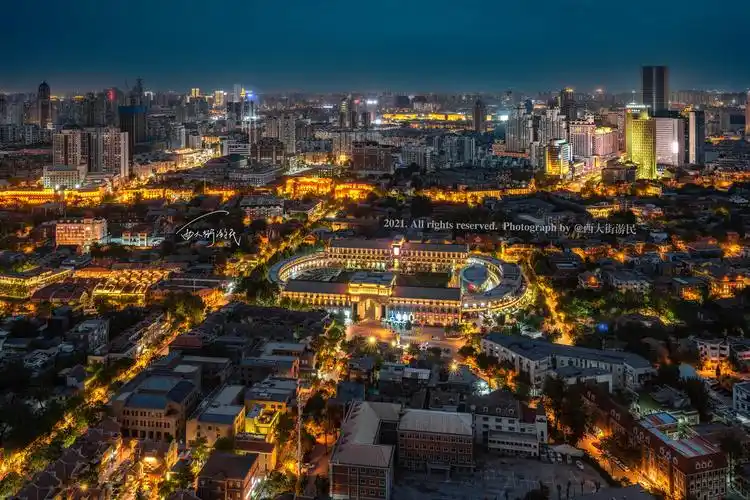 天津五大道民园广场