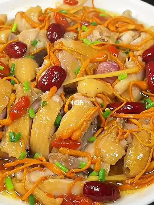 广东家常菜丨虫草花蒸鸡丨清甜嫩滑可口