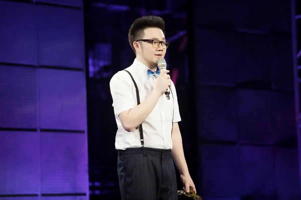 跨界歌王巴图海报剧照图片