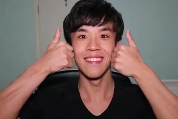 老番茄女朋友水母哥真名 也是一位在校大学生