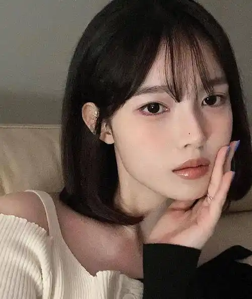 才是女生最美最好看的发型,减龄瘦脸显气质不过时_小时候_脸型_刘海