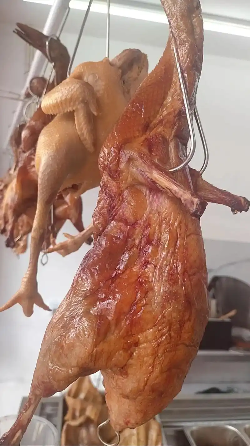古丈三坡湾卤味铺,现有特色脆皮烤鸭,白切鸡,叉烧,卤菜,凉菜