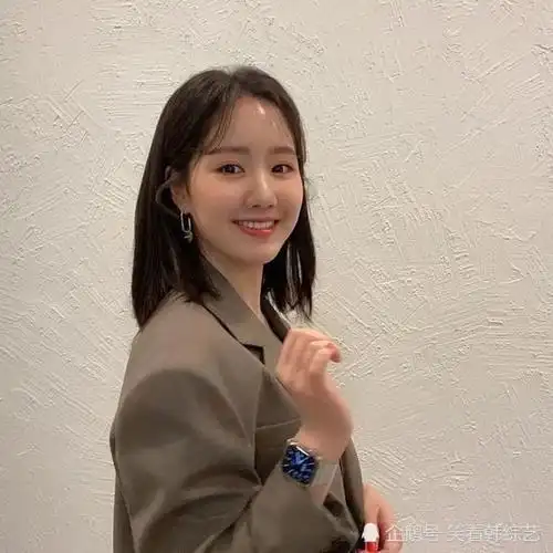 顶楼2陈智熙展示了出众的美貌在不知不觉中成长散发出成熟美