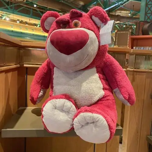 礼迪士尼disney玩具总动员上海乐园香味草莓熊毛绒小熊公仔玩偶娃娃