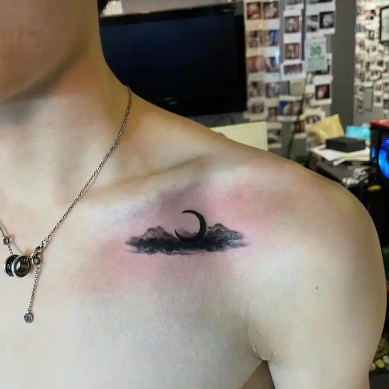 胸口字母遮盖#tattoo #遮盖纹身 #字母遮盖 - 抖音