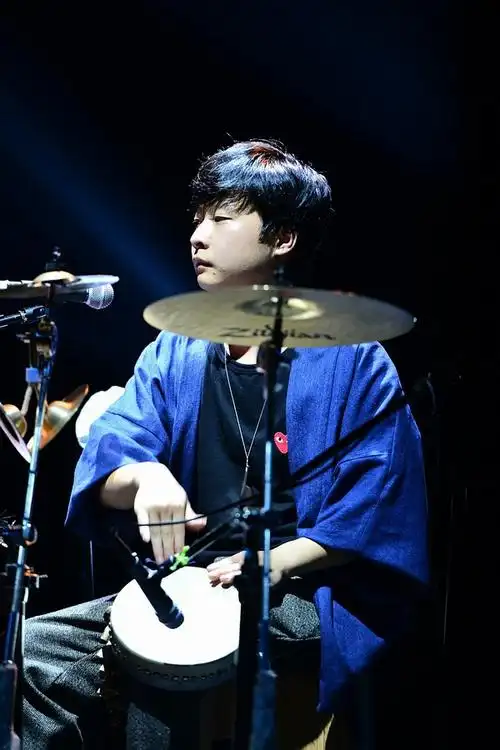 尧十三全国巡演贵阳启程丰满别致独具质朴美感