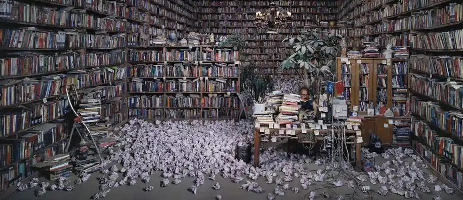 王庆松大幅摄影跟他学