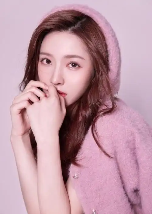 高颜值美女唯美私房写真,这颜值这气质,妥妥御姐范啊