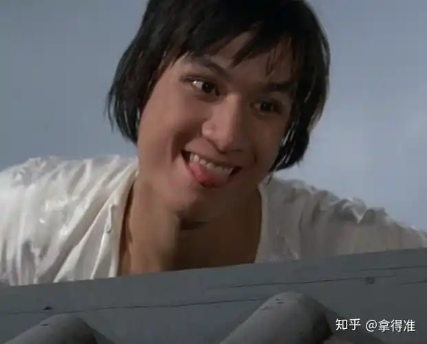 今日影人志被称作李小龙接班人邵氏一代武打巨星傅声逝世37周年传奇