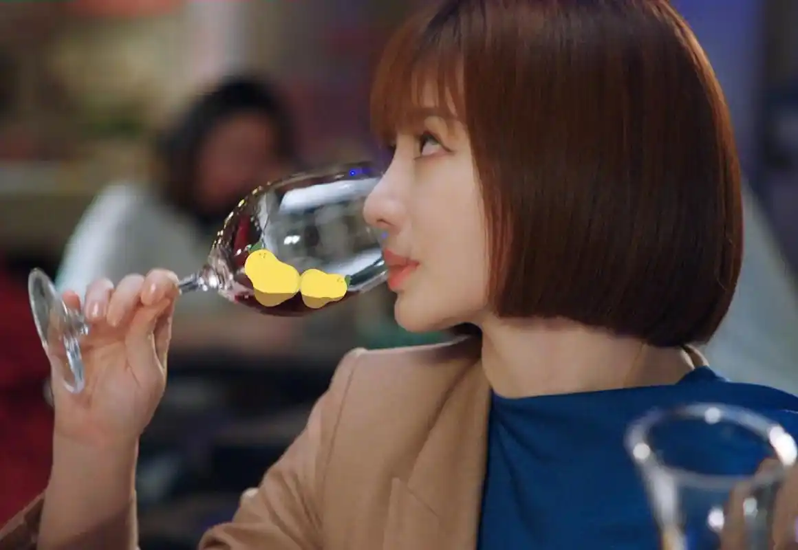 喝酒的女人最美丽!959595.1,她的身体一定非常健康 红 - 抖音