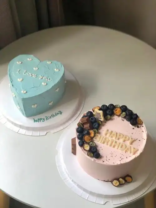 简约蛋糕爱心蛋糕