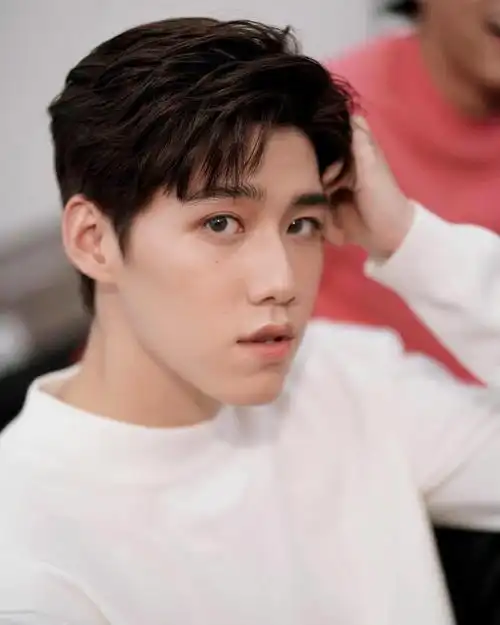 data-lemmaid="4898553">泰国农业大学 /a>,泰国男演员,歌手,模特