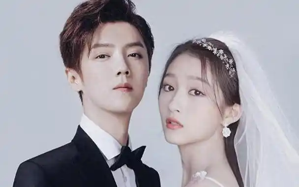 事实证明和关晓彤挺过七年之痒的鹿晗已经走上另一条大道