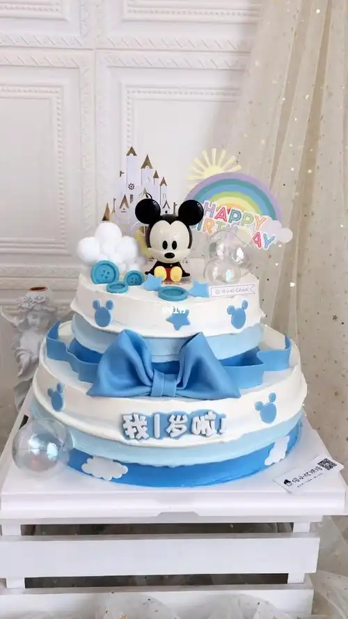 米奇翻糖蝴蝶结双层男童蛋糕