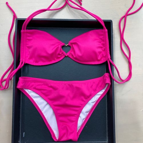 bikini性感女比基尼玫红色三角杯大胸显小性感火辣三点式低腰泳衣