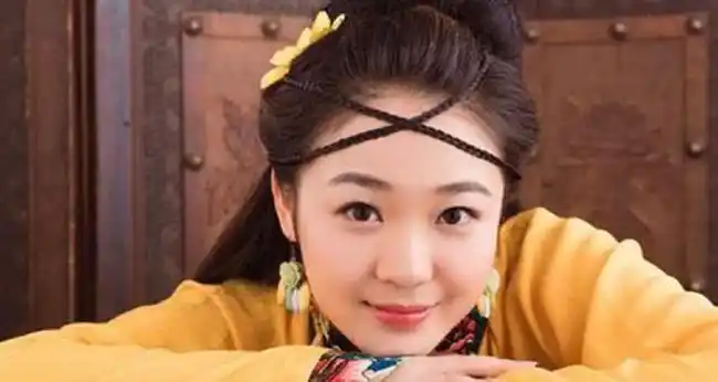 《暖春》:这部让你从开始哭到最后的电视剧,你还记得小花吗?