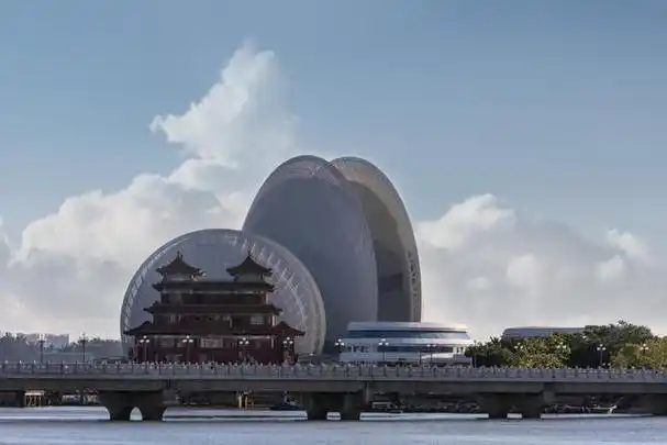 2022中国城市gdp200强——珠海市