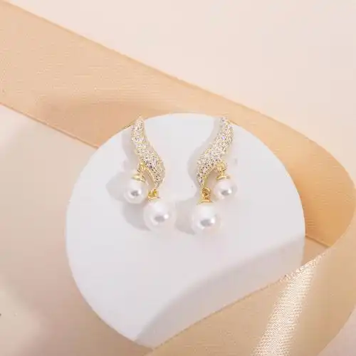 纯银冷淡风珍珠耳骨夹耳钉一体耳环女气质2022新年潮对称羽毛耳饰