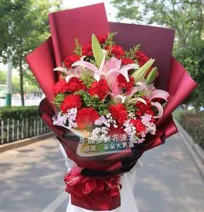 鲜花北京送花 生日订花 北京鲜花速递 送母亲老人康乃馨百合花束