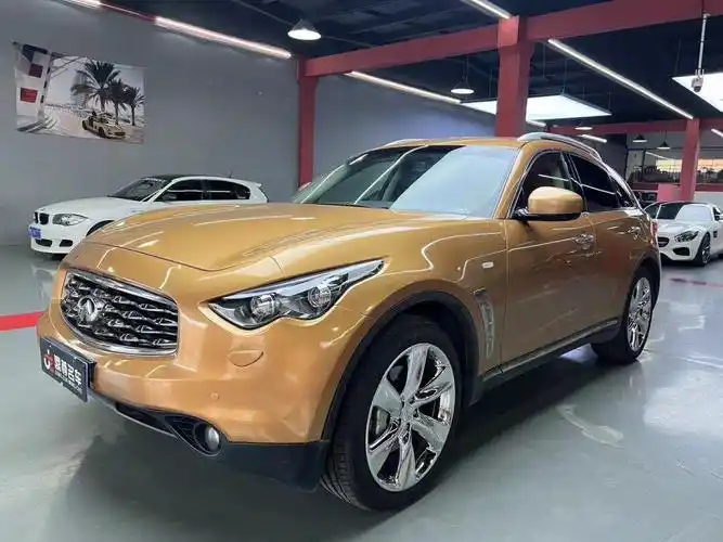 11年英菲尼迪fx50s 后期431p版本 5.0 v8