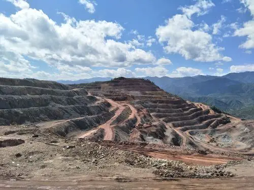 云南兰坪金顶铅锌矿记